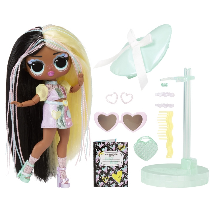 L.O.L. Tweens S4 Doll- Darcy Blush in de groep SPEELGOED, KINDER- & BABYPRODUCTEN / Speelgoed / Docks & Accessoires bij TP E-commerce Nordic AB (C23348)