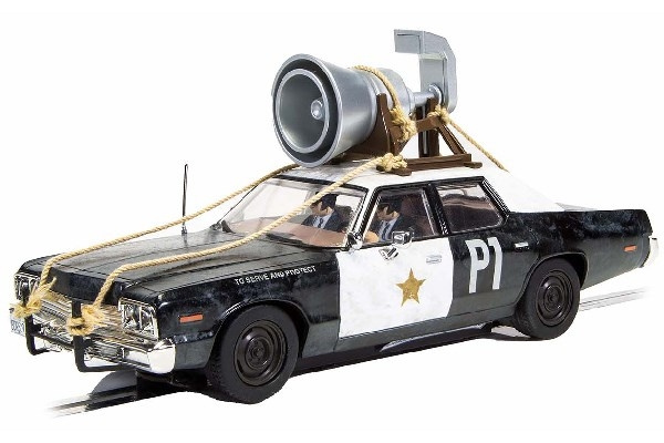 SCALEXTRIC Blues Brothers Dodge Monaco - Bluesmobile in de groep SPEELGOED, KINDER- & BABYPRODUCTEN / Op afstand bestuurbaar / Autobanen / Auto\'s bij TP E-commerce Nordic AB (C29651)