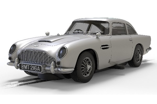 SCALEXTRIC James Bond Aston Martin DB5 - Goldfinger 1:32 in de groep SPEELGOED, KINDER- & BABYPRODUCTEN / Op afstand bestuurbaar / Autobanen / Auto\'s bij TP E-commerce Nordic AB (C29707)