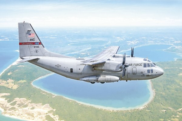ITALERI 1.72 C-27A/J Spartan - G.222 in de groep SPORT, VRIJE TIJD & HOBBY / Hobby / Kunststof modellen / Vliegtuigen/helikopters bij TP E-commerce Nordic AB (C29759)