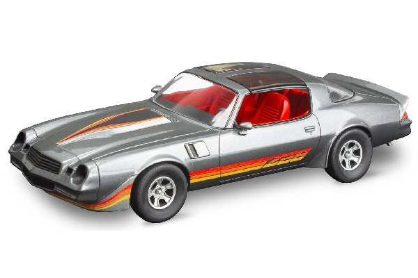 Revell 1981 Z-28 Camaro in de groep SPORT, VRIJE TIJD & HOBBY / Hobby / Kunststof modellen / Auto\'s bij TP E-commerce Nordic AB (C29990)