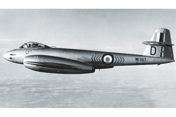 AIRFIX Gloster Meteor F.8 in de groep SPORT, VRIJE TIJD & HOBBY / Hobby / Kunststof modellen / Vliegtuigen/helikopters bij TP E-commerce Nordic AB (C30474)