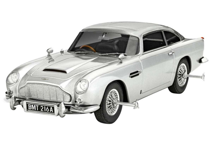 Revell James Bond \'Aston Martin DB5\' 1:24 gift set in de groep SPORT, VRIJE TIJD & HOBBY / Hobby / Kunststof modellen / Auto\'s bij TP E-commerce Nordic AB (C30577)