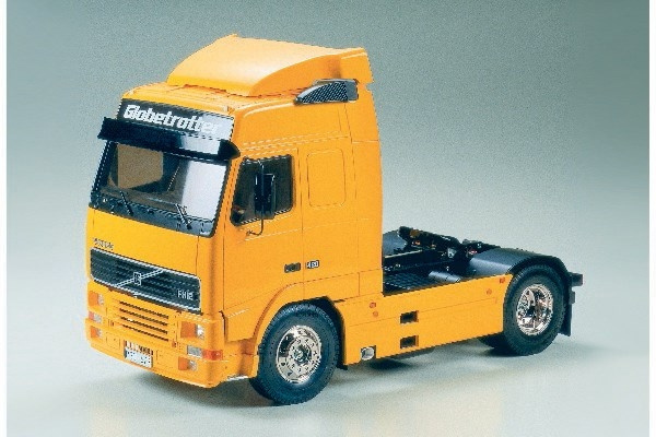 TAMIYA 1/14 VOLVO FH 12 GLOBETROTTER 420 in de groep SPEELGOED, KINDER- & BABYPRODUCTEN / Op afstand bestuurbaar / Afstand bestuurbare auto\'s bij TP E-commerce Nordic AB (C31480)