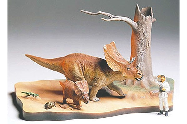 TAMIYA 1/35 Chasmosaurus Diorama in de groep SPORT, VRIJE TIJD & HOBBY / Hobby / Kunststof modellen / Figuren bij TP E-commerce Nordic AB (C31494)