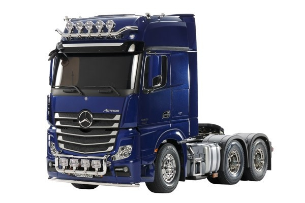 TAMIYA 1/14 Mercedes-Benz Actros 3363 ( Pre-P.Pearl Blue) in de groep SPEELGOED, KINDER- & BABYPRODUCTEN / Op afstand bestuurbaar / Overige RC bij TP E-commerce Nordic AB (C31527)