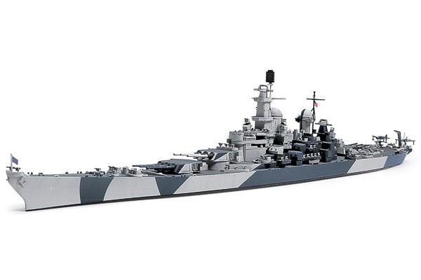 TAMIYA 1/700 U.S. Battleship Iowa in de groep SPORT, VRIJE TIJD & HOBBY / Hobby / Kunststof modellen / Militaire voertuigen (land) bij TP E-commerce Nordic AB (C31707)