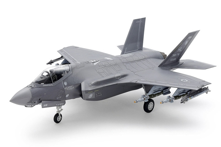 TAMIYA 1/72 Lockheed Martin® F-35®A Lightning Ⅱ® in de groep SPORT, VRIJE TIJD & HOBBY / Hobby / Kunststof modellen / Militaire voertuigen (land) bij TP E-commerce Nordic AB (C31753)