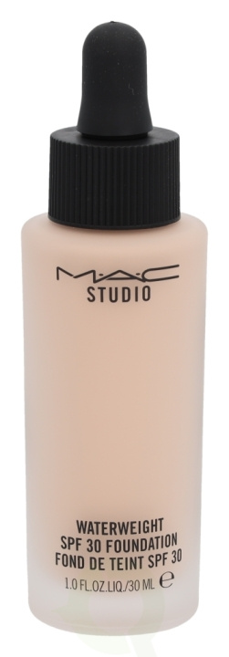 MAC Studio Waterweight Foundation SPF30 30 ml NW13 in de groep BEAUTY & HEALTH / Makeup / Make-up gezicht / Foundation bij TP E-commerce Nordic AB (C41701)