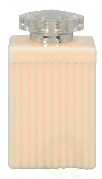 Chloe By Chloe Body Lotion 200 ml Perfumed in de groep BEAUTY & HEALTH / Huidsverzorging / Lichaamsverzorging / Body lotion bij TP E-commerce Nordic AB (C44905)