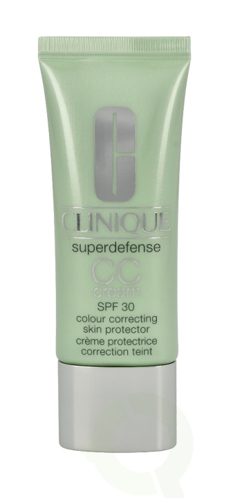 Clinique Superdefense Cc Cream SPF30 40 ml #03 Light Medium in de groep BEAUTY & HEALTH / Huidsverzorging / Gezicht / Dagcrème bij TP E-commerce Nordic AB (C50172)