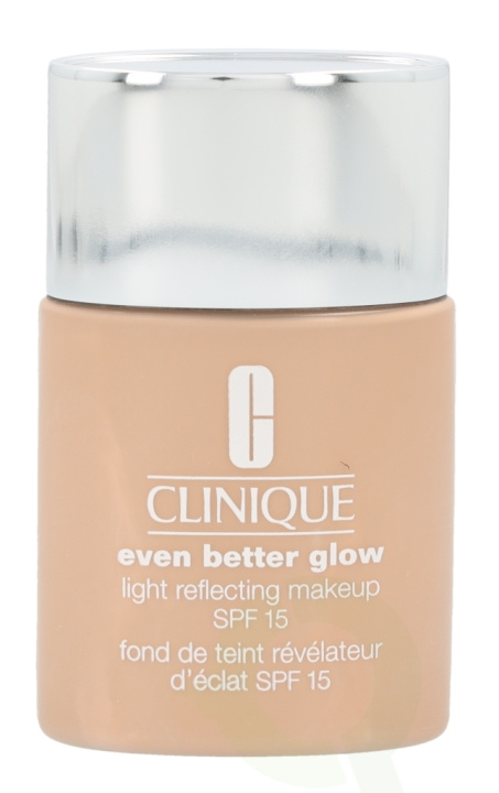 Clinique Even Better Glow Light Reflecting Makeup SPF15 30 ml CN40 Cream Chamois in de groep BEAUTY & HEALTH / Makeup / Make-up gezicht / Foundation bij TP E-commerce Nordic AB (C50252)