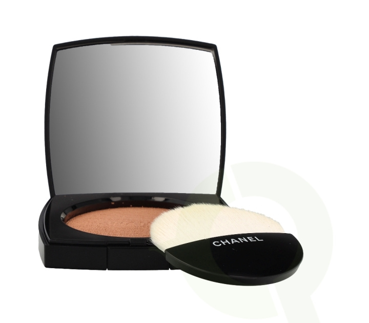 Chanel Poudre Lumiere Highlighting Powder 8.5 g #020 Gold in de groep BEAUTY & HEALTH / Makeup / Make-up gezicht / Poeder bij TP E-commerce Nordic AB (C50617)