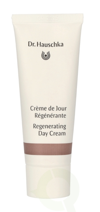 Dr. Hauschka Regenerating Day Cream 40 ml Refines And Tones Mature Skin in de groep BEAUTY & HEALTH / Huidsverzorging / Gezicht / Dagcrème bij TP E-commerce Nordic AB (C50823)