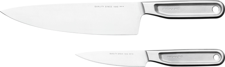 Fiskars All Steel Cooks knivset, tvådelad in de groep HUISHOUDEN & TUIN / Keukengerei / Keukenmessen & accessoires bij TP E-commerce Nordic AB (C57459)