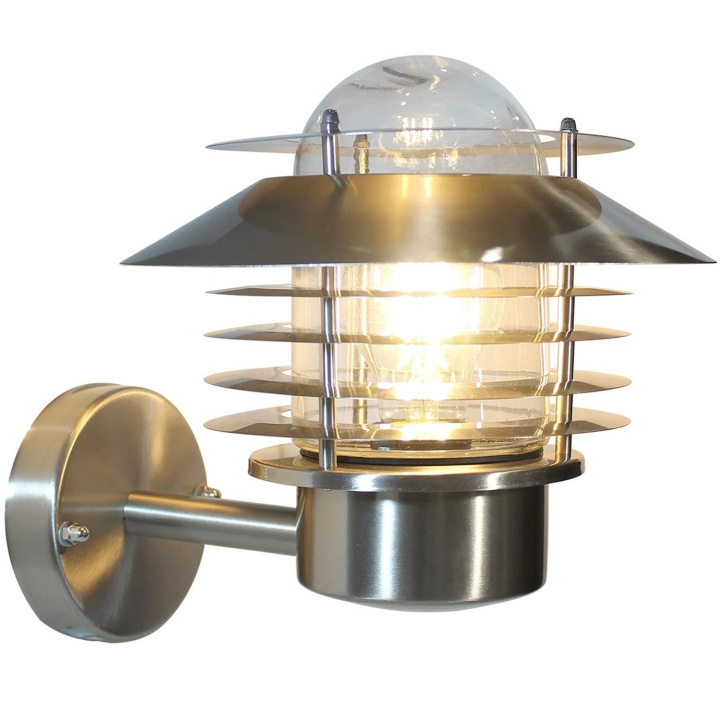 Llitt Stig Up Väggarmatur E27-sockel IP44 Aluminium in de groep HUISHOUDEN & TUIN / Elektriciteit & Verlichting / Buitenverlichting / Buitenwandlamp / Buitenwandlamp zonder sensor bij TP E-commerce Nordic AB (C62121)