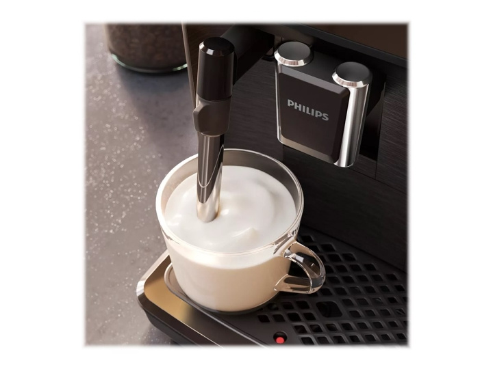 Philips Series 2200 EP2224 Automatic Coffee Machine Black/cashmere gray in de groep HUISHOUDEN & TUIN / Huishoudelijke apparaten / Koffiezetapparaten en accessoires / Espressomachines bij TP E-commerce Nordic AB (C63737)