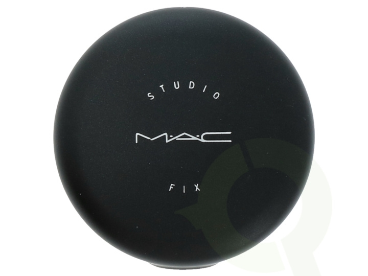 MAC Studio Fix Powder Plus Foundation 15 g NC43.5 in de groep BEAUTY & HEALTH / Makeup / Make-up gezicht / Foundation bij TP E-commerce Nordic AB (C64365)