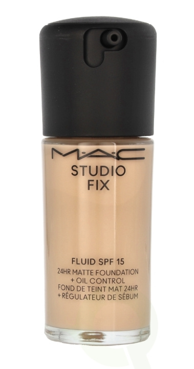 MAC Studio Fix Fluid Foundation SPF15 30 ml N4.5 in de groep BEAUTY & HEALTH / Makeup / Make-up gezicht / Foundation bij TP E-commerce Nordic AB (C75930)