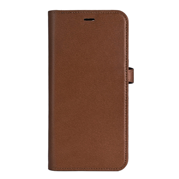Buffalo Mobilfodral 2-i-1 3 Kort MagSeries Brun - iPhone 16 Pro Max in de groep SMARTPHONE & TABLETS / Mobielbescherming / Apple / iPhone 16 bij TP E-commerce Nordic AB (C79379)