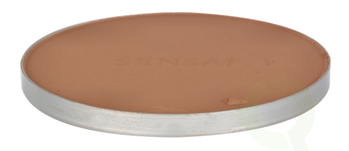 Sensai Total Finish Foundation SPF10 - Refill 11 g #205 Topaz Beige in de groep BEAUTY & HEALTH / Makeup / Make-up gezicht / Foundation bij TP E-commerce Nordic AB (C99682)