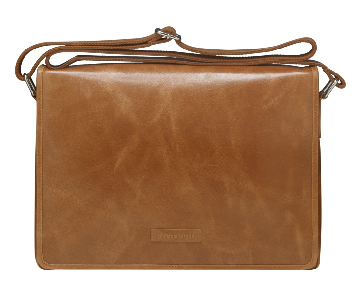 dbramante1928 Marselisborg - 14 Messenger bag - Goudbruin N.E in de groep COMPUTERS & RANDAPPARATUUR / Laptops & accessoires / Computertassen / Tot 14 inch bij TP E-commerce Nordic AB (D12205)