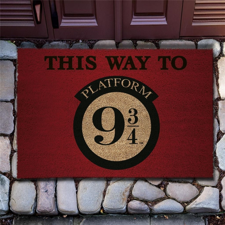 Pyramid International HARRY POTTER (THIS WAY TO PLATFORM 9 3/4) 60X40 COCONUT DOORMAT in de groep SPORT, VRIJE TIJD & HOBBY / Leuke dingen / Verzamelobjecten bij TP E-commerce Nordic AB (D15443)