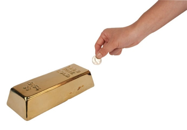 Kikkerland Keramische Goudstaaf Muntenbank (PB17) in de groep SPORT, VRIJE TIJD & HOBBY / Leuke dingen / Leuke dingen bij TP E-commerce Nordic AB (D16882)