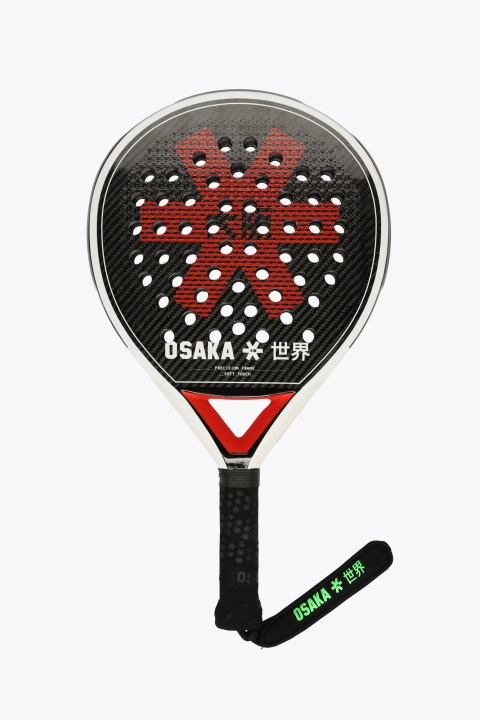 Osaka Padel Pro Tour Precision - Zacht wit/Oxy rood in de groep SPORT, VRIJE TIJD & HOBBY / Sportuitrusting / Padelrackets bij TP E-commerce Nordic AB (D18575)