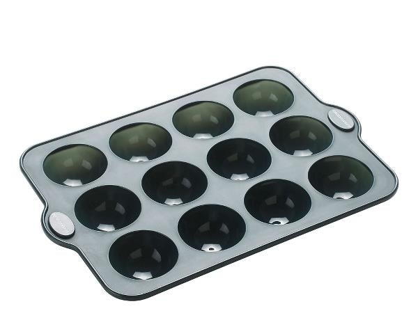 Mette Blomsterberg Blomsterbergs - Silicone halfronde bakvorm (224376) in de groep HUISHOUDEN & TUIN / Keukengerei / Ovenschalen bij TP E-commerce Nordic AB (D18749)