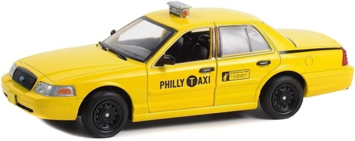 Greenlight Collectibles 1/24 Creed (2015) - 1999 Ford Crown Victoria Philly Taxi in de groep SPORT, VRIJE TIJD & HOBBY / Hobby / Kunststof modellen / Auto\'s bij TP E-commerce Nordic AB (D18866)