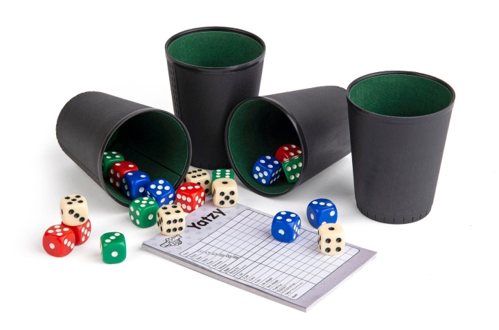 Vini Games Vini Spel - Yatzy 4 pers. Set (31216) in de groep SPEELGOED, KINDER- & BABYPRODUCTEN / Spelletje / Bordspellen bij TP E-commerce Nordic AB (D19077)