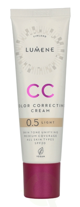 Lumene CC Color Correcting Cream SPF20 30 ml #0,5 Light in de groep BEAUTY & HEALTH / Huidsverzorging / Gezicht / Dagcrème bij TP E-commerce Nordic AB (D19866)