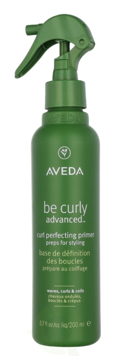 Aveda Be Curly Advanced Curl Perfecting Primer Spray 200 ml Waves, Curls & Coils in de groep BEAUTY & HEALTH / Haar & Styling / Hair styling / Haarlak bij TP E-commerce Nordic AB (D20189)