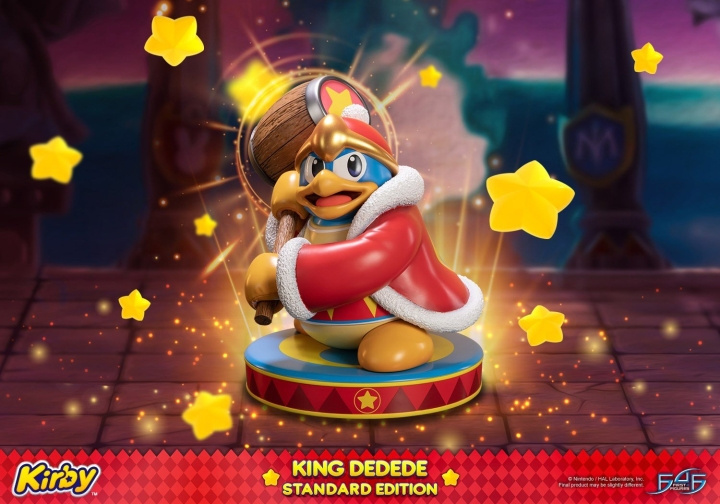 First4Figures Kirby (Koning Dedede) RESIN standbeeld in de groep SPORT, VRIJE TIJD & HOBBY / Leuke dingen / Verzamelobjecten bij TP E-commerce Nordic AB (D20220)