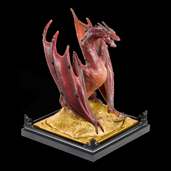 Noble Collection Smaug Diorama - Bilbo de Hobbit - Verzamelaarsbeeldje in de groep SPORT, VRIJE TIJD & HOBBY / Leuke dingen / Verzamelobjecten bij TP E-commerce Nordic AB (D20694)