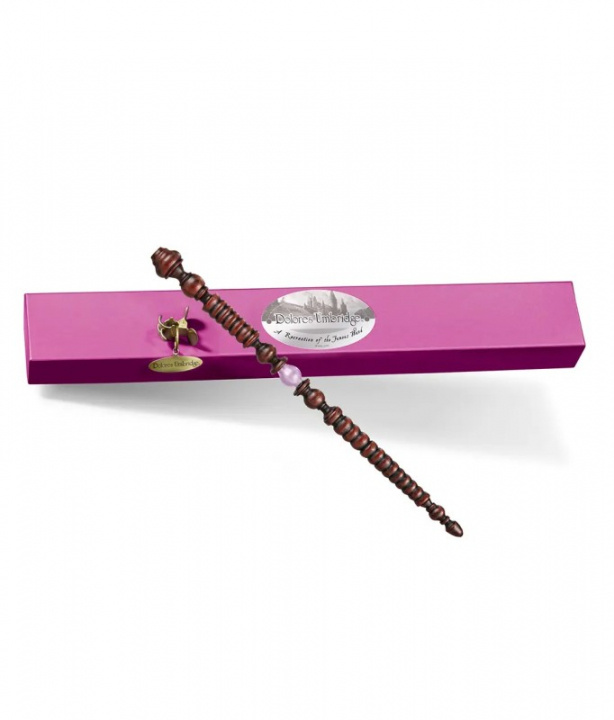 Noble Collection Dolores Umbridge\'s Toverstok in de groep SPORT, VRIJE TIJD & HOBBY / Leuke dingen / Verzamelobjecten bij TP E-commerce Nordic AB (D20695)
