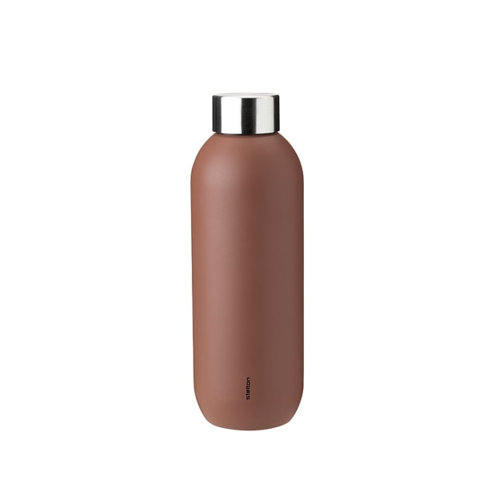 Stelton Keep Cool Vacuüm Geïsoleerde Fles 0,6 L (Roest) in de groep SPORT, VRIJE TIJD & HOBBY / Buitenrecreatie / Thermosflessen & Waterflessen bij TP E-commerce Nordic AB (D22183)