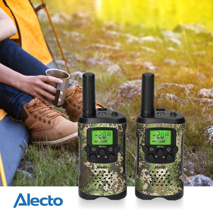 Alecto Set med 2 walkie talkies med räckvidd på upp till 7 kilometer Kamouflage in de groep SPORT, VRIJE TIJD & HOBBY / Buitenrecreatie / Walkietalkies bij TP E-commerce Nordic AB (D25015)