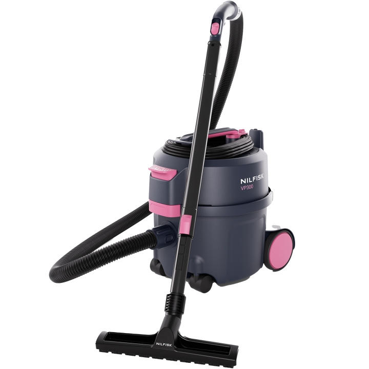Nilfisk Grovdammsugare VP300 HEPA PINK T EU in de groep HUISHOUDEN & TUIN / Schoonmaakproducten / Stofzuigers & Accessoires bij TP E-commerce Nordic AB (D25073)