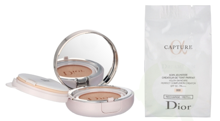 Dior Capture Dreamskin Moist & Perfect Cushion SPF50 30 g #000 (2x15g) in de groep BEAUTY & HEALTH / Makeup / Make-up gezicht / Foundation bij TP E-commerce Nordic AB (D26122)