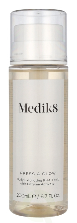 Medik8 Press & Glow Toner 200 ml in de groep BEAUTY & HEALTH / Huidsverzorging / Gezicht / Gezichtswater en Facemist bij TP E-commerce Nordic AB (D28233)