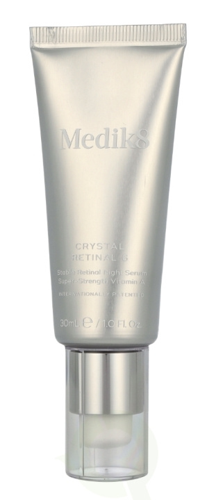 Medik8 Crystal Retinal 6 Night Serum 30 ml in de groep BEAUTY & HEALTH / Huidsverzorging / Gezicht / Nachtcrème bij TP E-commerce Nordic AB (D28254)
