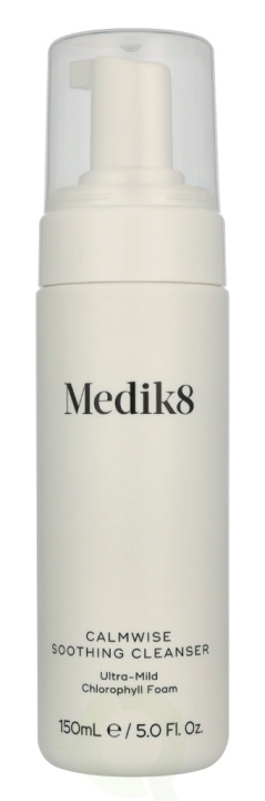 Medik8 Calmwise Soothing Cleanser 150 ml in de groep BEAUTY & HEALTH / Huidsverzorging / Gezicht / Schoonmaak bij TP E-commerce Nordic AB (D28261)