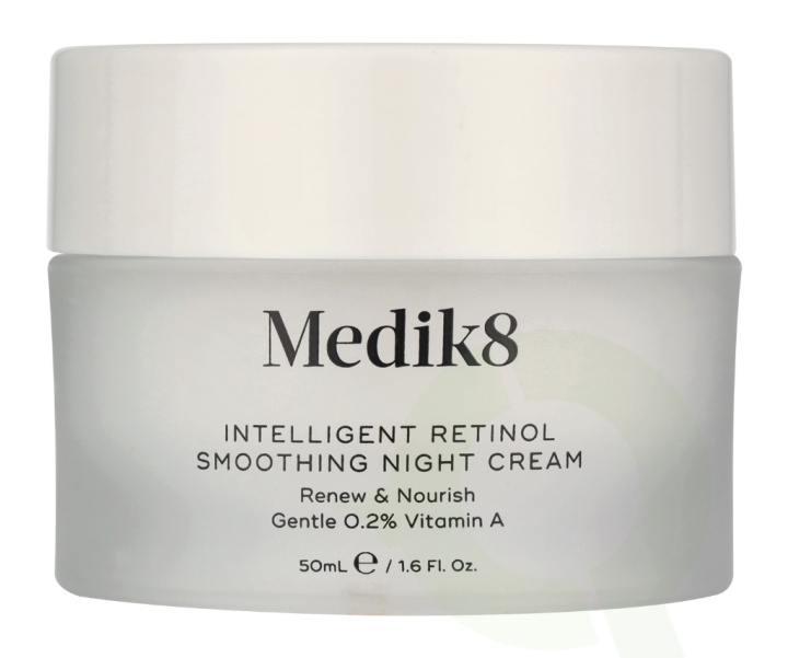 Medik8 Intelligent Retinol Smoothing Night Cream 50 ml in de groep BEAUTY & HEALTH / Huidsverzorging / Gezicht / Nachtcrème bij TP E-commerce Nordic AB (D28319)