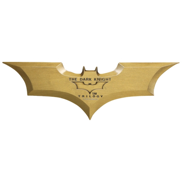 Fanatik DC The Dark Knight Limited Edition Replica Batarang in de groep SPORT, VRIJE TIJD & HOBBY / Leuke dingen / Verzamelobjecten bij TP E-commerce Nordic AB (D28652)