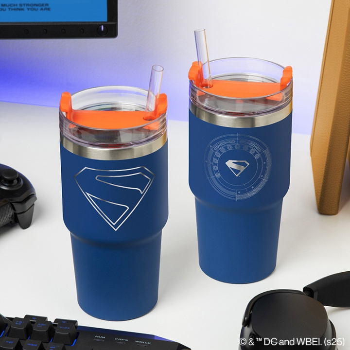 Paladone Superman Theatrale Gamer Beker in de groep SPEELGOED, KINDER- & BABYPRODUCTEN / Eten & Drinken / Babyflessen & Accessoires bij TP E-commerce Nordic AB (D28760)
