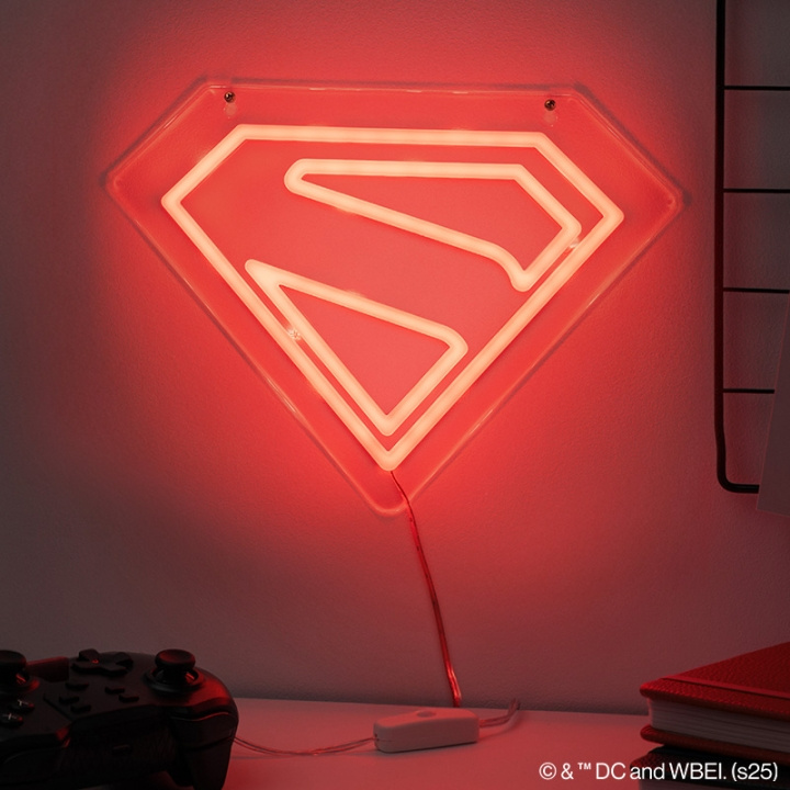 Paladone Superman LED Neonlamp voor wandmontage in de groep HOME ELECTRONICS / Verlichting / Wandlampen bij TP E-commerce Nordic AB (D28845)