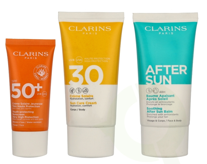 Clarins Summer Essentials Set 180 ml Youth-protecting Sunscreen SPF50+ Face 30ml/Sun Care Cream Body SPF30 75ml/Soothing After Sun Balm 75ml in de groep BEAUTY & HEALTH / Huidsverzorging / Zonnebank / Zonnebescherming bij TP E-commerce Nordic AB (D29597)