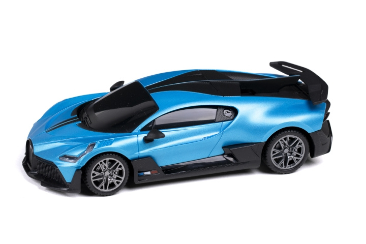TEC-TOY Bugatti Divo R/C 1:16, 2,4GHz, blauw (471318) in de groep SPEELGOED, KINDER- & BABYPRODUCTEN / Op afstand bestuurbaar / Afstand bestuurbare auto\'s bij TP E-commerce Nordic AB (D29839)